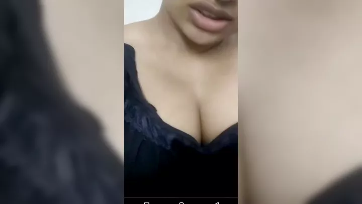 indian hot milf showing her sexy body on live