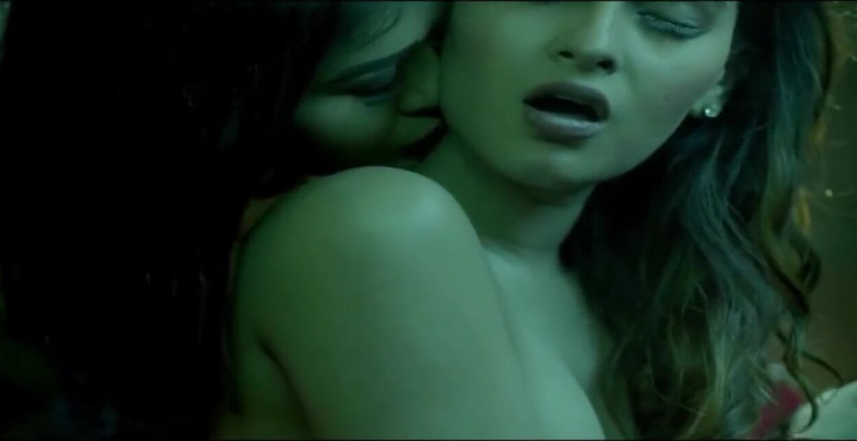Indian Actress Karishma Sharma Sakshi Hot Lesbian Sex Ragini Mms Nude